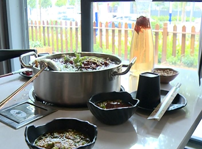 廖姥爷美蛙鱼头晋宁店,晋宁吾悦广场美蛙鱼头团购