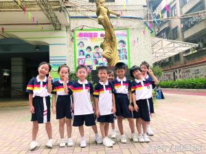 广州越秀学校校服,最好看的小学校服排行榜前十名