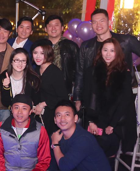 男篮功勋曾因组合拳名扬赛场婚内出轨富二代小三