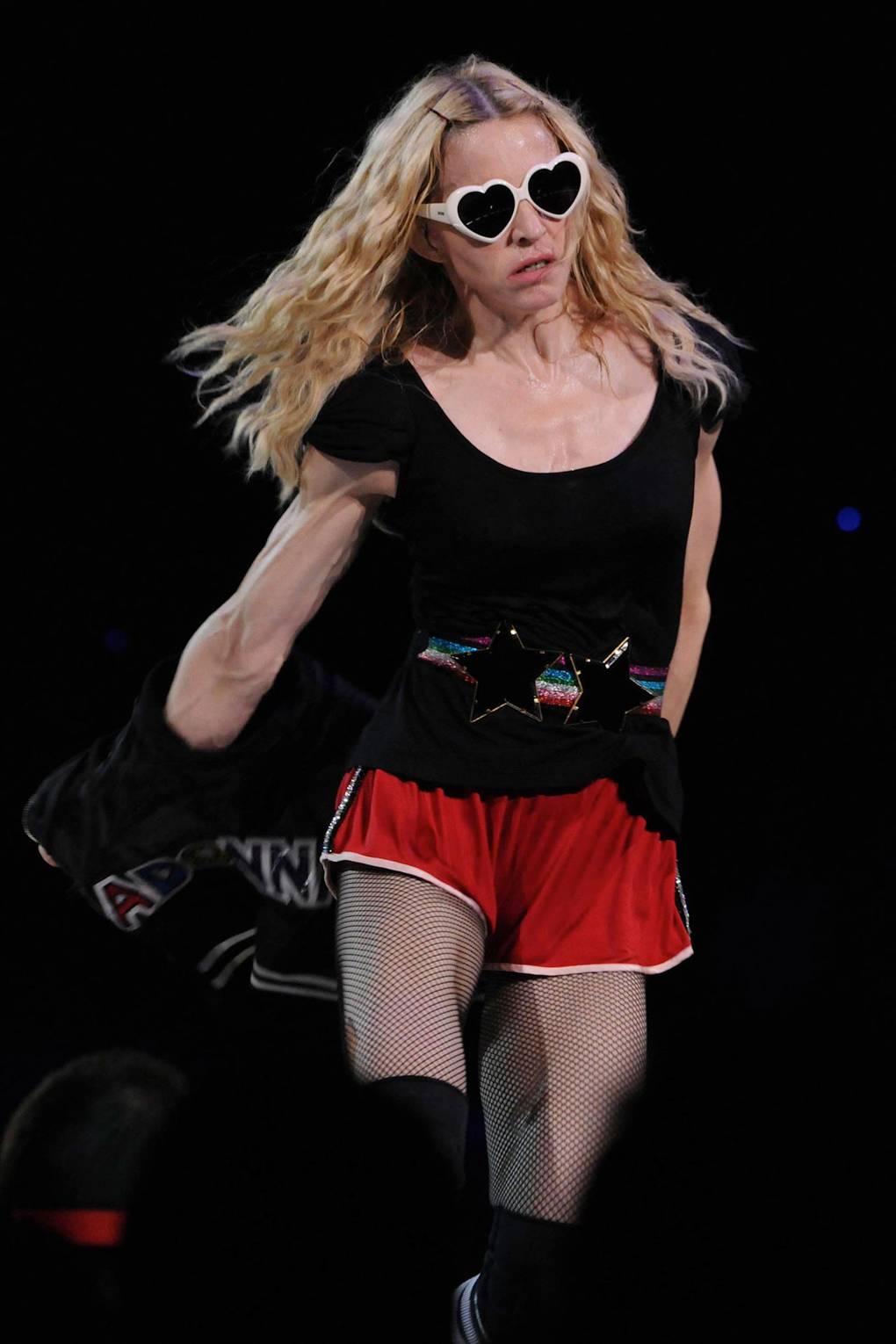 麦当娜出道至今最具代表性的49个装扮,看天后如何引领时尚潮流