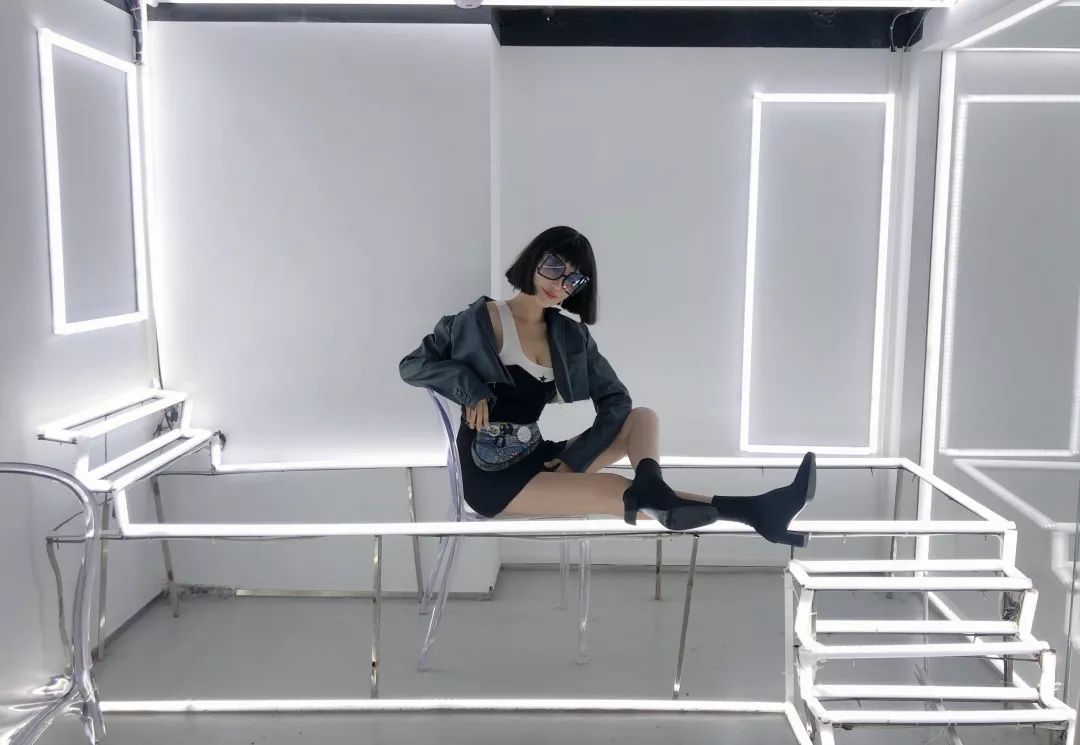 左奶奶照相馆,左奶奶