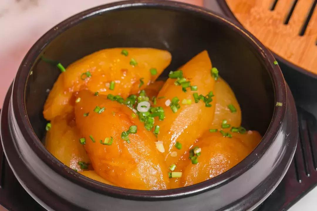 6.8折！陆家嘴惊现1家“网黄餐厅”，人均40+吃哭老板！