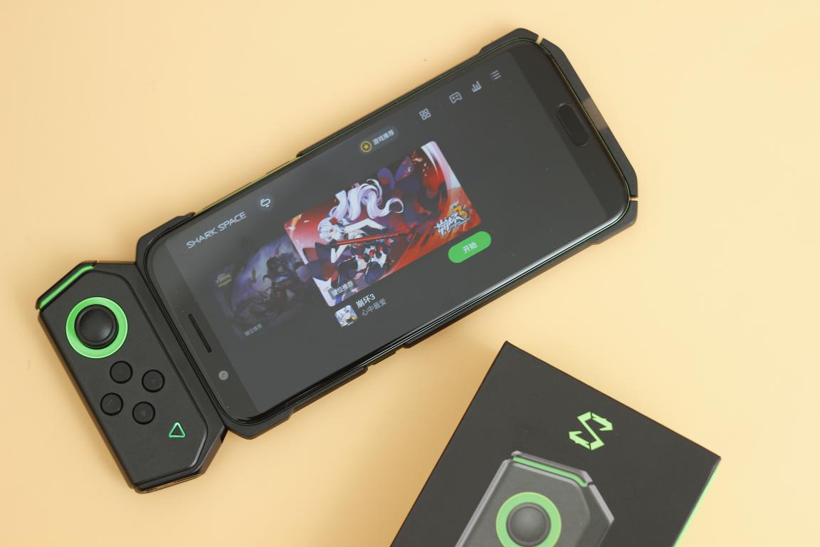 黑鲨手柄如何玩崩坏三,黑鲨能玩vivo服的崩坏三吗