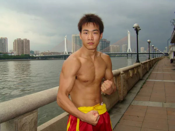 独家专访前中国散打队队长姜春鹏，一个可以写进武侠小说的人！