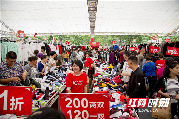 重庆砂之帆奥特莱斯逛街攻略,重庆砂之船奥特莱斯旅游攻略