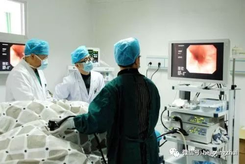 胸口有燃烧的感觉,胸口有团火感觉喉咙有火吃什么药