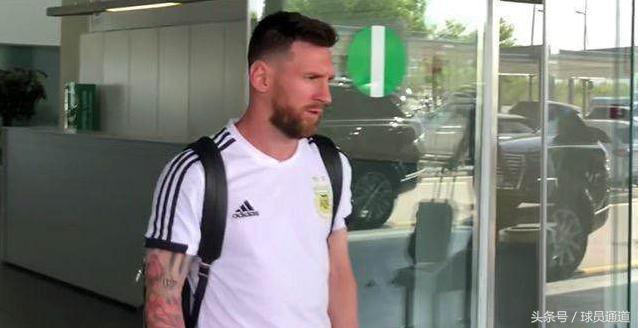 我的梦想是一名足球运动员,我的梦想是一名篮球冠军