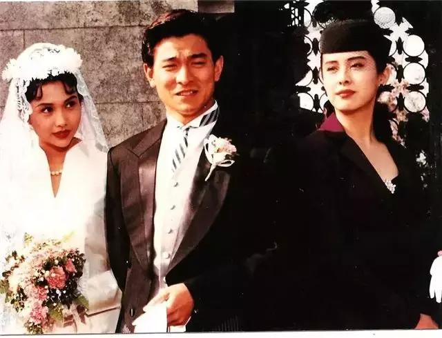 盘点刘德华11部赌片，第五部结局最悲情，最后一部阵容大口碑差