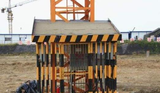 塔式起重机附着和顶升,简述塔式起重机顶升作业注意事项