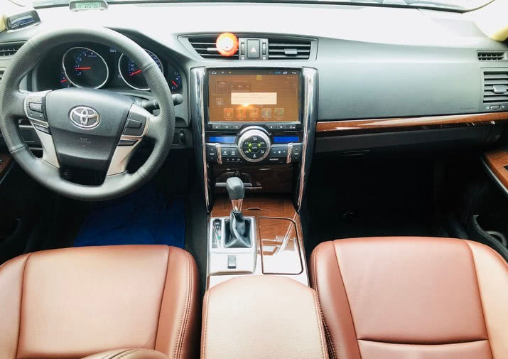 2011款二手锐志2.5v值得买吗,丰田锐志13款尊锐版二手多少钱