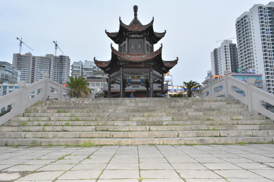 贵州到黔东南旅游攻略,贵州黔南都匀旅游攻略