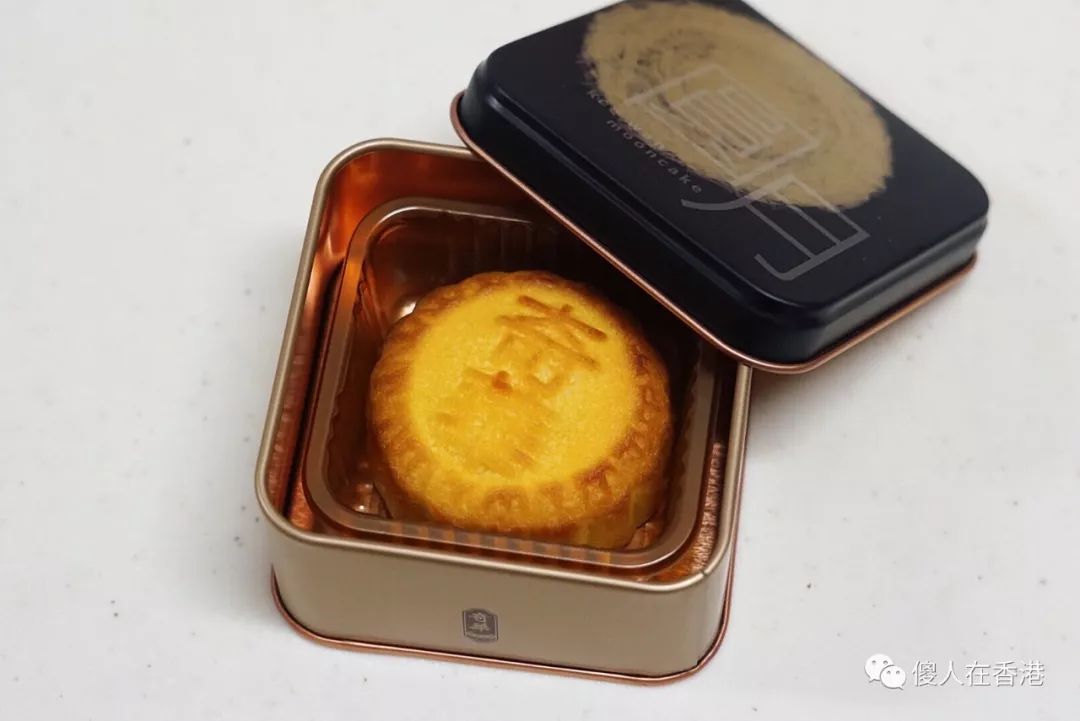 奶黄流心月饼到底好吃不,正宗奶黄流心酥月饼