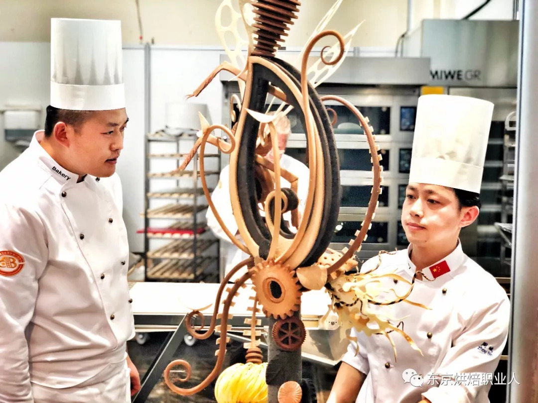 当世界冠军遇到世界冠军,当冠军都经历什么