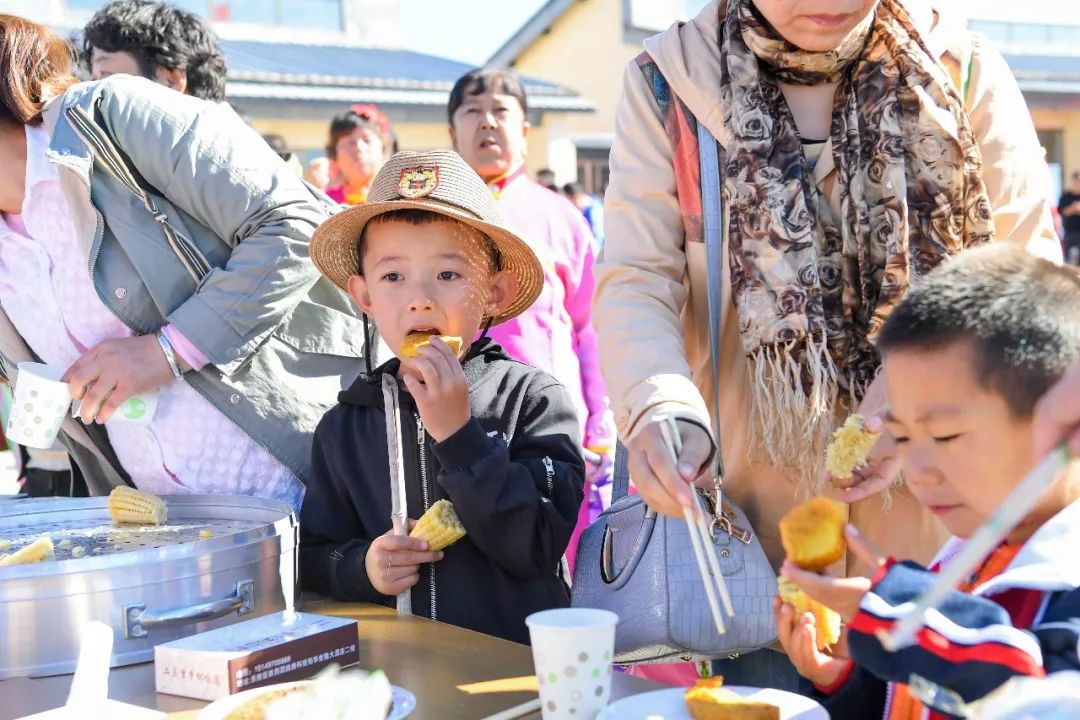 现场太火爆！看东胜区折家梁村如何庆丰收！