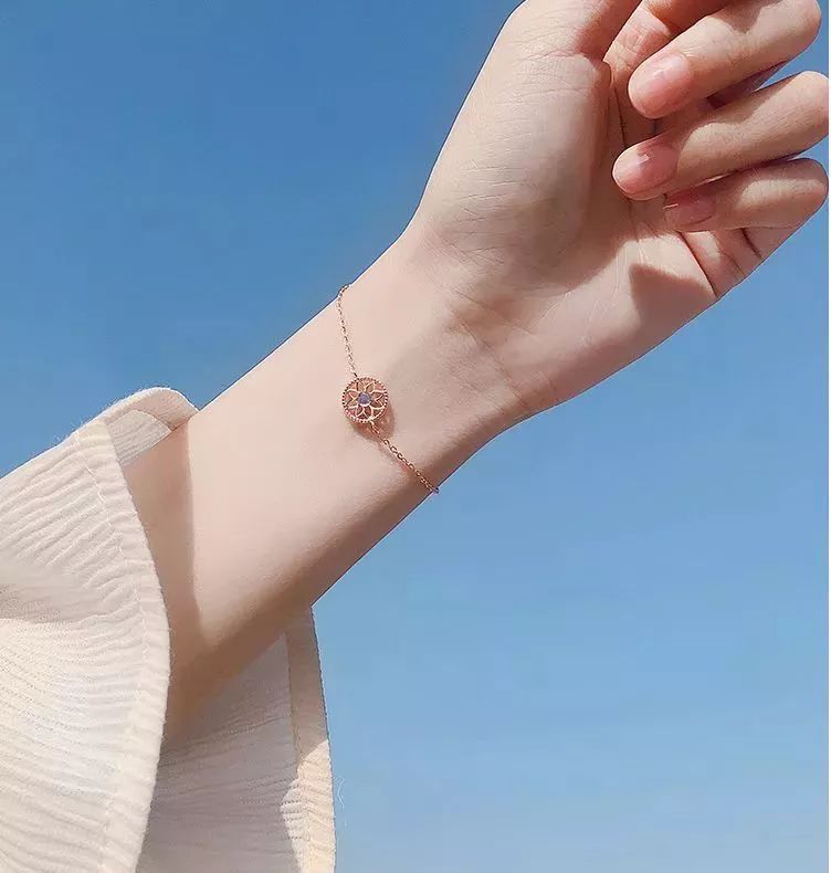 还担心撞款烂大街？精不精致一样东西就出卖了你！