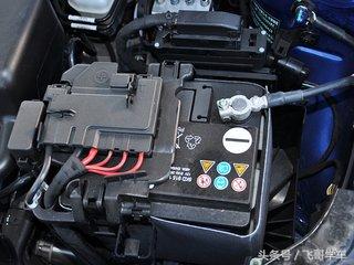 奔驰gla200辅助蓄电池更换教程,不小心发现汽车电瓶亏电怎么办