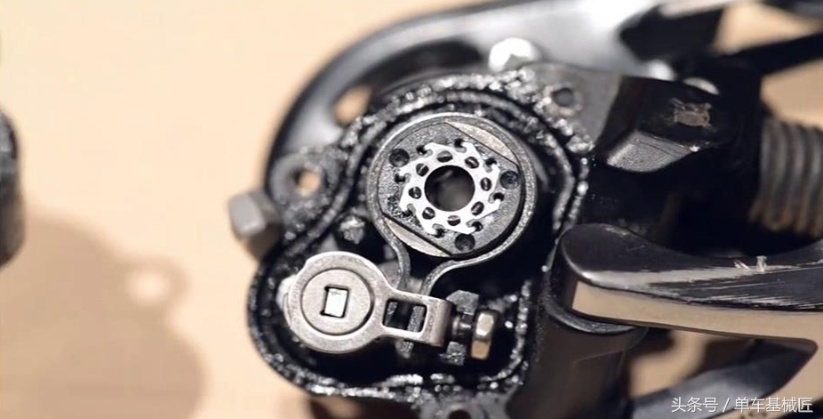 shimano电子后拨自动保护功能,shimano后拨微调