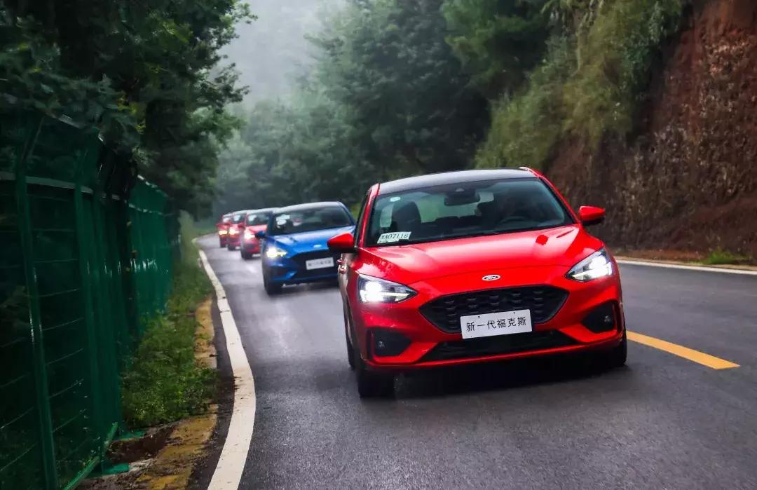 福特新一代福克斯试驾视频,福特新一代福克斯2020款评价