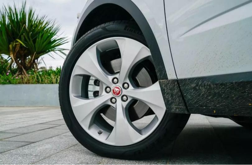 24款捷豹e-pace深度试驾,捷豹e-pace试驾陈震