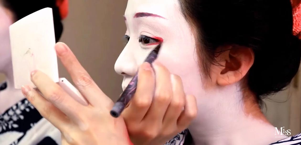 日本艺伎妆有哪些特点,日本艺伎妆是干什么的