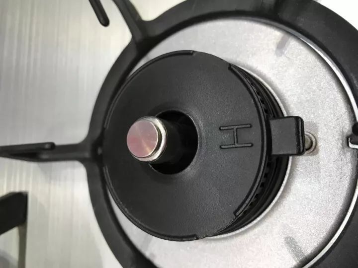 装修避坑指南燃气灶,装修厨房时燃气灶需要买好吗