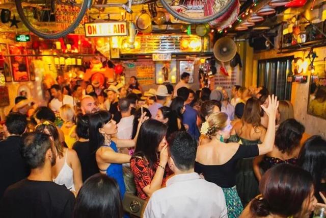 香港尖沙咀夜景2018,火遍魔都的夜店