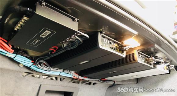 宝马16个音响原厂效果,宝马原厂4个音响效果