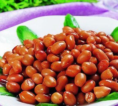 炒花生米是先放油还是先放花生,炒花生要放盐进去是等凉了再放吗