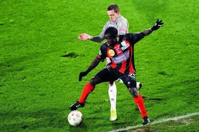 足球没有过不了的坎特,坎特洛特过不去的坎