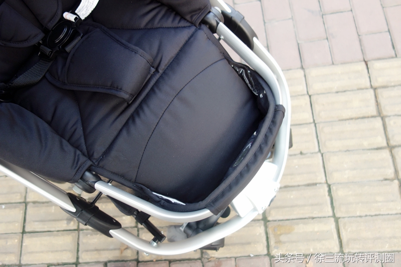 儿童推车放哪里合适,儿童推车买什么款