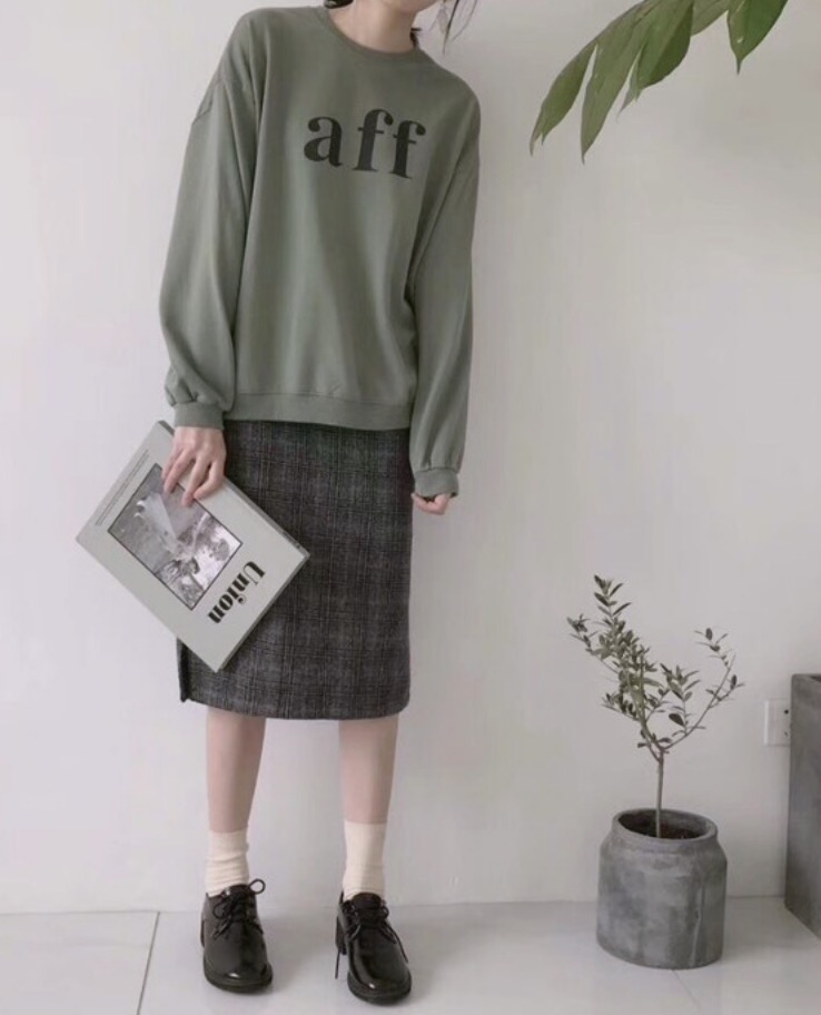 韩系秋季简约风穿搭上班族,小个子韩系穿搭秋装