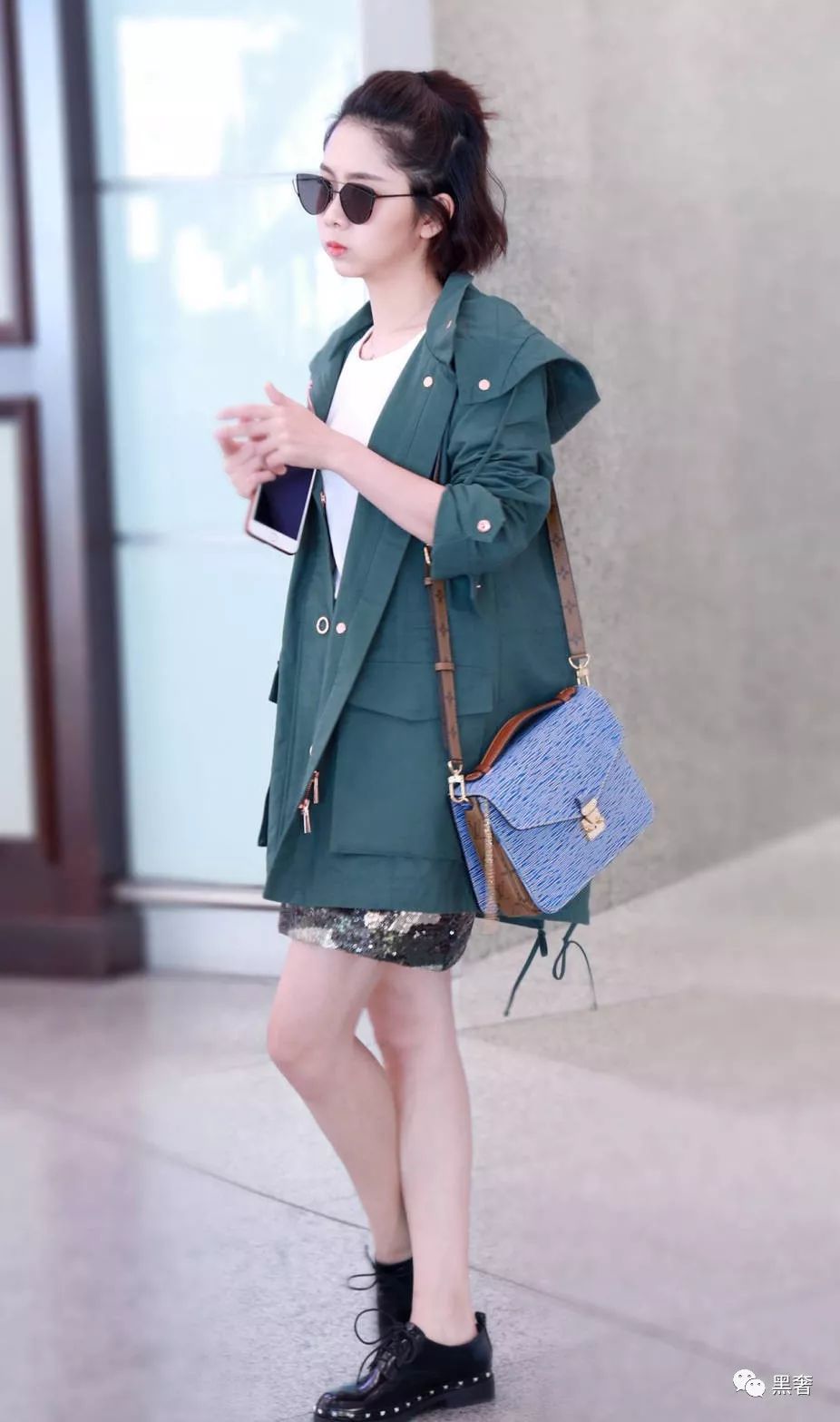 结婚当天适合妈妈背的包推荐,去参加婚礼背什么颜色的包合适