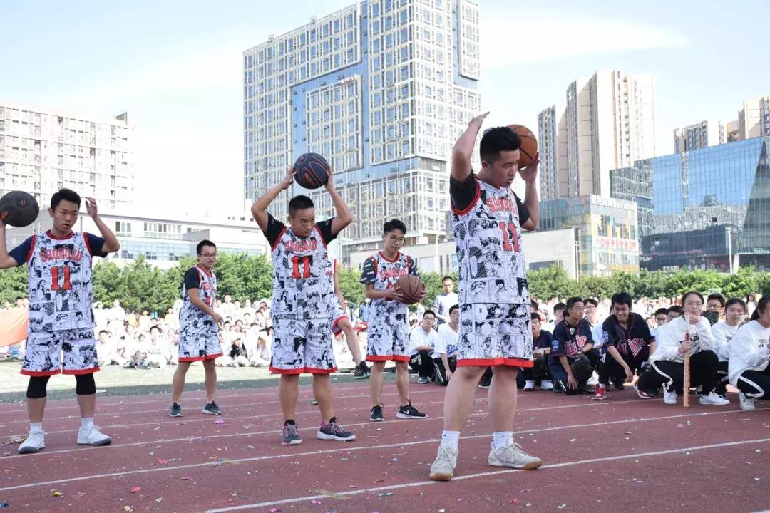 巧绘世界缩影，畅舞运动激情，科中第十届体育文化节盛大开幕
