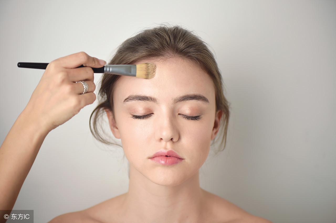 用什么方法消除抬头纹最好,怎样有效淡化抬头纹