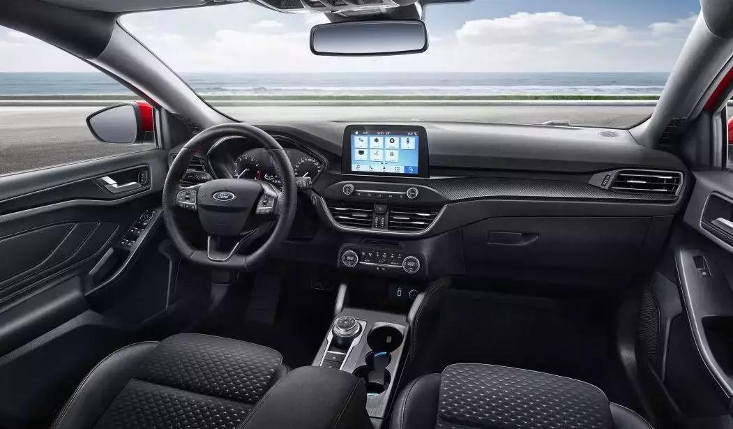 驾驶乐趣测试,全新一代福克斯试驾视频