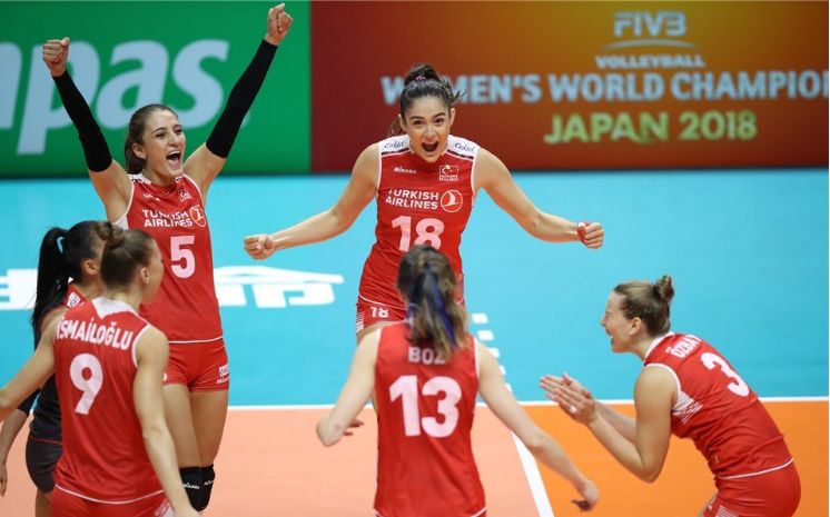 朱婷喊话土耳其队恩师古德蒂：对不起乔瓦尼，明天我们想赢