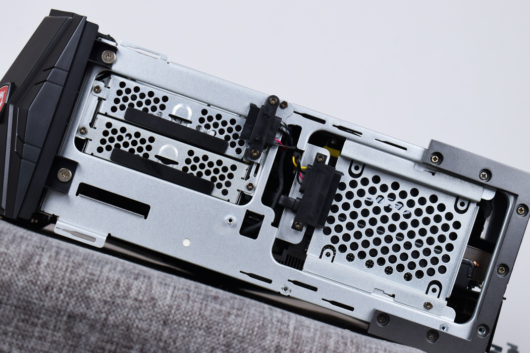 微星宙斯盾aegis3评测,微星宙斯盾aegis3增加内存条