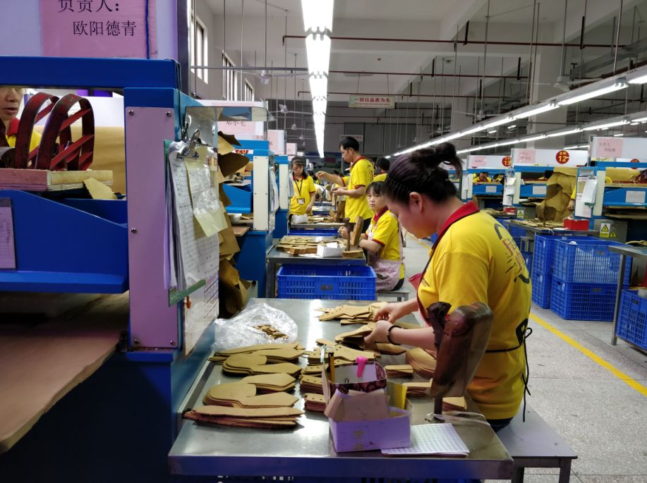 瀹佷埂涓儴闉嬮兘,瓒呮闉嬪瓙