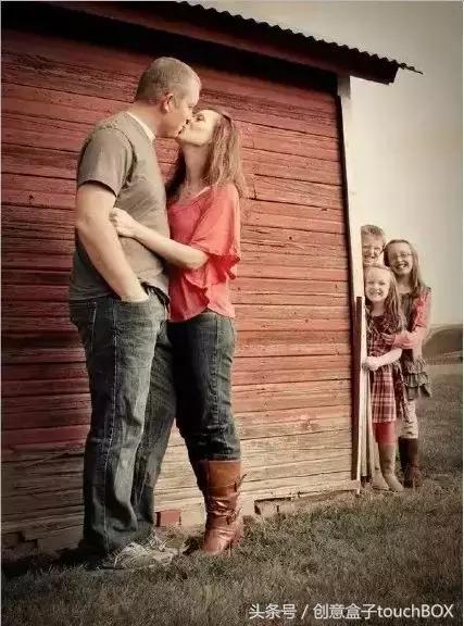 国庆家人出游拍照姿势大全,全家国庆出游拍照攻略