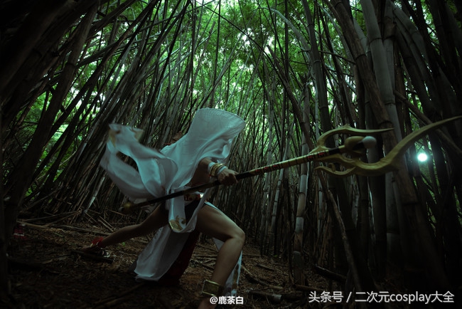 剑侠情缘网络版叁少林cos，温柔俊美，我居然有了种心动的感觉