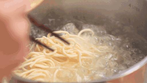 一把盐就能解决事情,一点盐就能解决食盐的问题