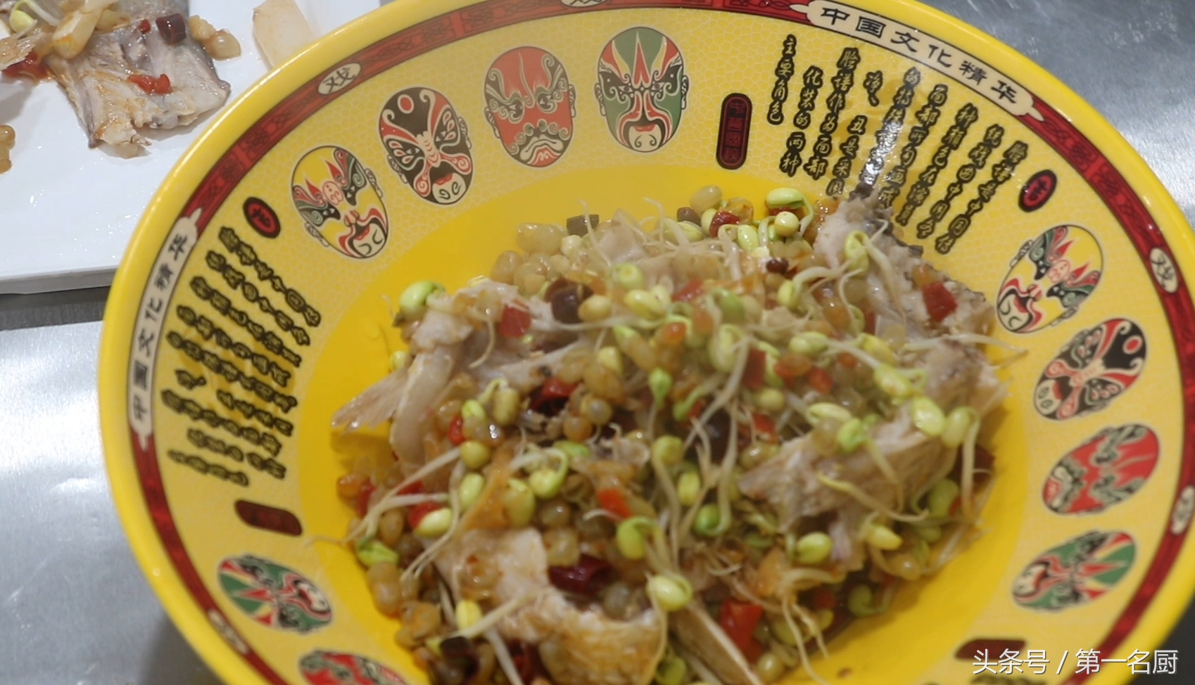 这才是水煮鱼的正确做法鱼片嫩滑,这才是水煮鱼的正确做法鱼肉嫩滑