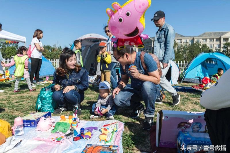 国庆假期哪里去？来环亚与Pony马一起纵横驰骋吧！