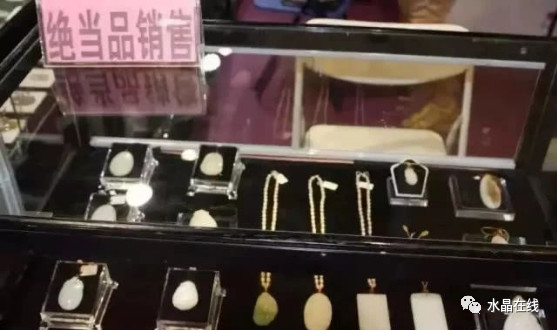 旅游买珠宝攻略,旅游购买珠宝避坑