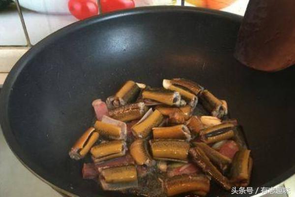 温州黄鳝怎么腌制不会有腥味,黄鳝如何去除膻味