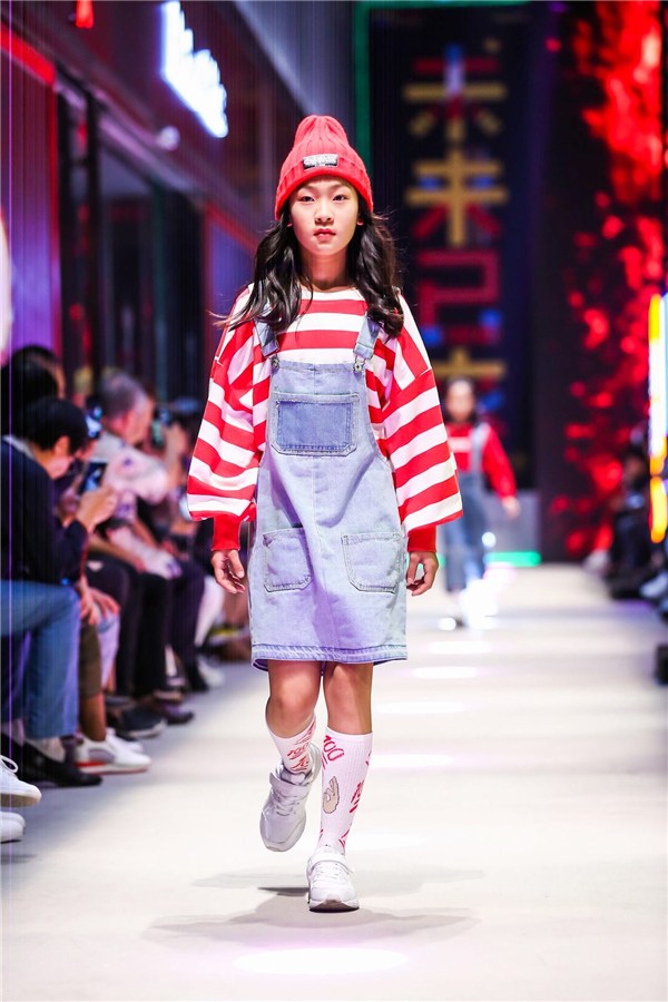 森马服饰和巴拉巴拉是一个公司吗,森马服饰旗下儿童品牌有哪些