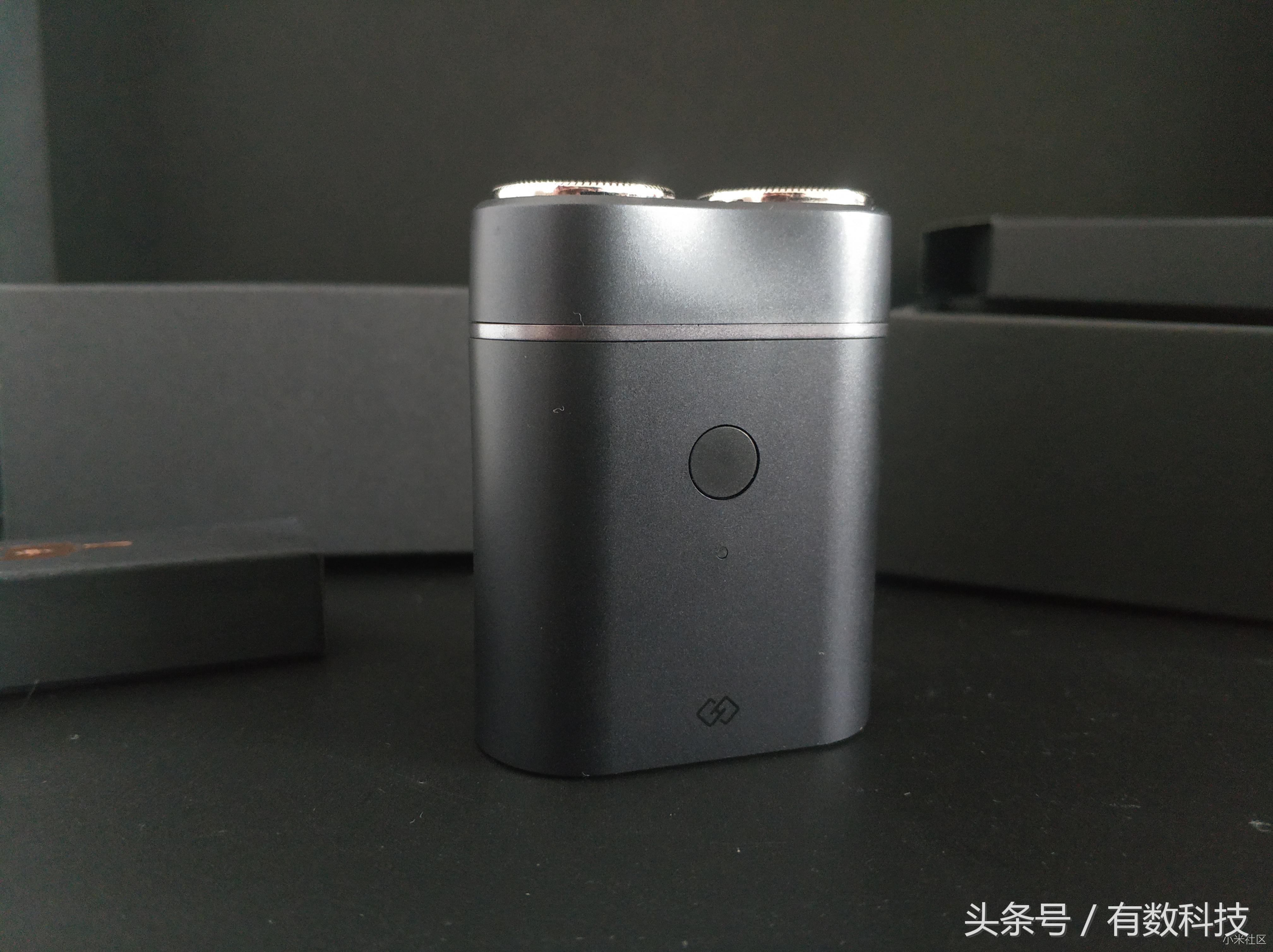 男生旅行便携剃须刀,男人出行必备之一迷你便携剃须刀