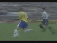 罗纳尔多十大过人术,实况足球罗纳尔迪尼奥过人方式