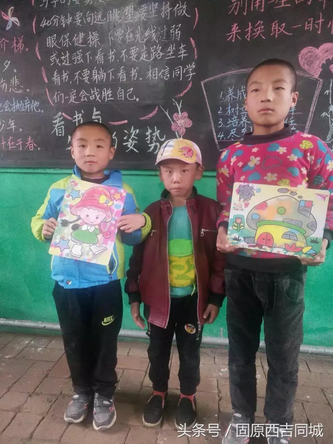 最美残疾女孩90后,90后最美女孩照顾父母