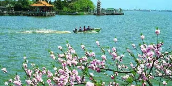 十首顶尖豪迈诗词,气势磅礴的励志自创诗词